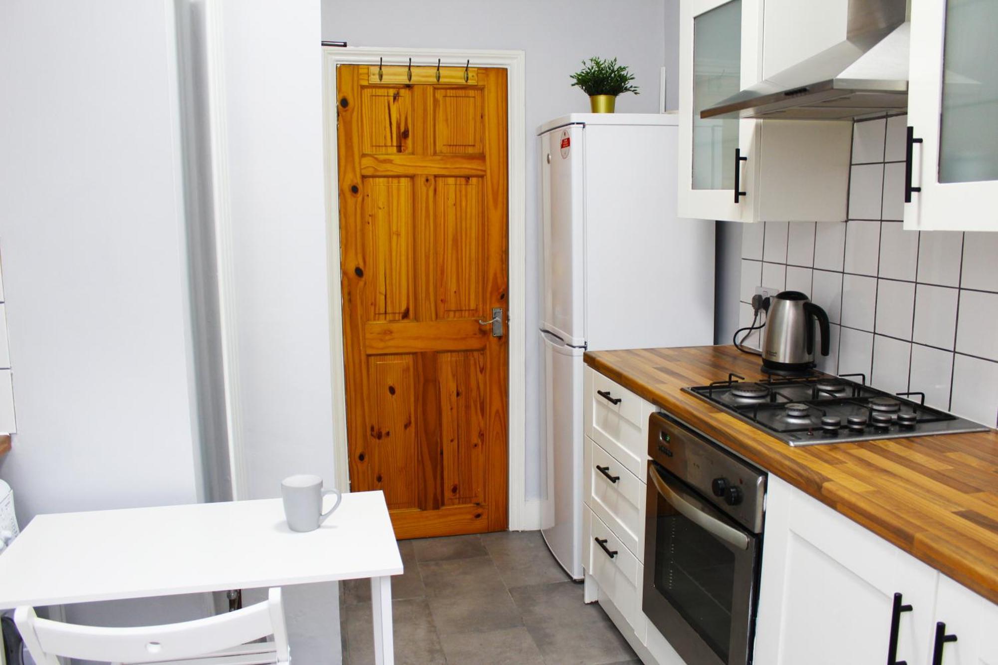 Modern Ground Floor Flat - 15 Min To Central Appartement *